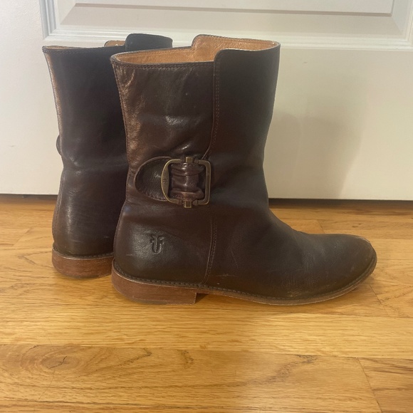 Frye Leather Boot - Picture 1 of 6